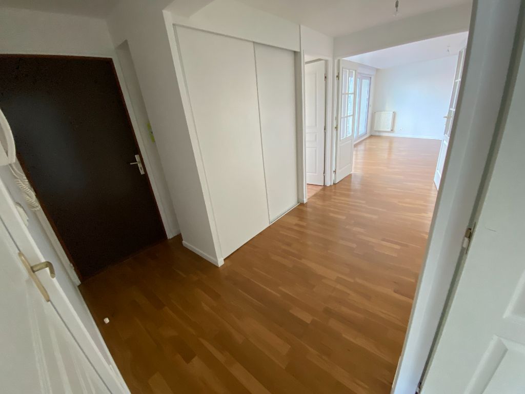 REIMS (51100) - Centre - Appartement + Balcon 3 pièce(s) 75m2