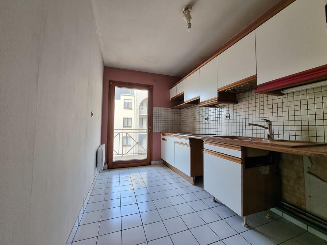 NANTES NANTES CENTRE - Saint Donatien - Appartement T3 de 66 m² avec 2 chambres, terrasse et  garage 4