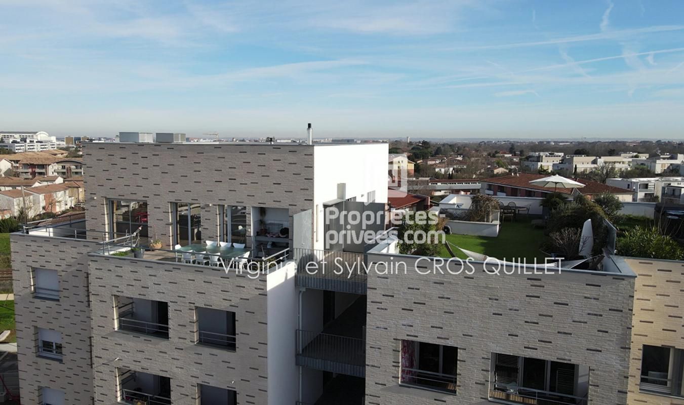 TOULOUSE Appartement T4 ROOFTOP 105 m2 + 210 m² balcon/terrasse jardin 1