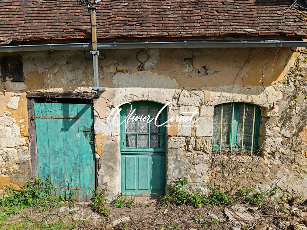 SAINT-DENIS-D'AUTHOU Maison ancienne à restaurer Saintigny 3