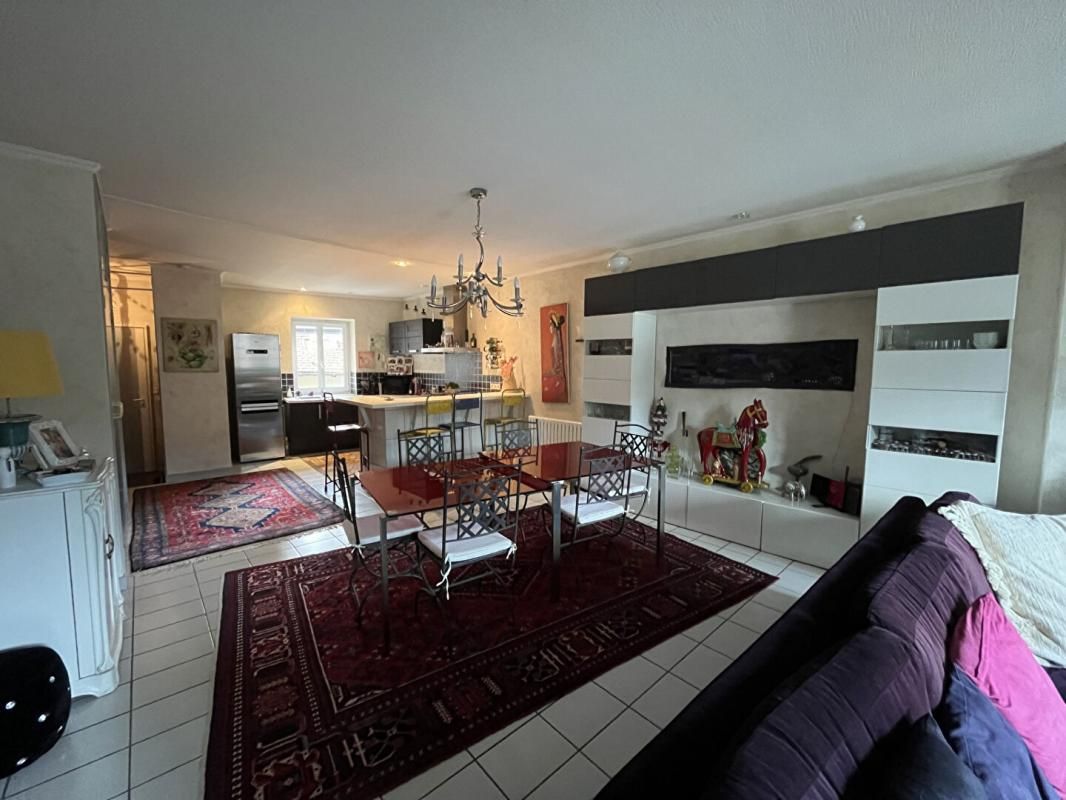 Appartement centre  Bourg En Bresse 3 pièce(s) 100 m2