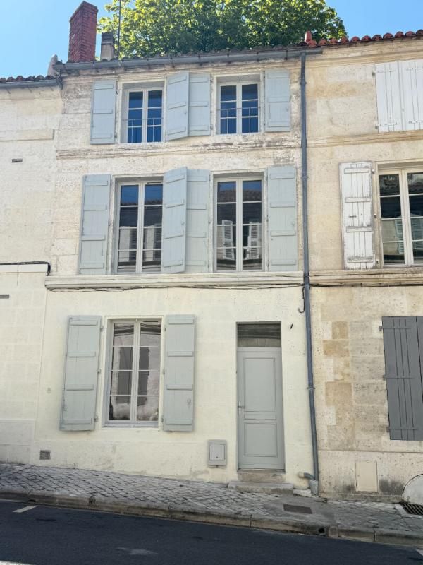 Maison Angouleme 5 pièce(s) 93 m2