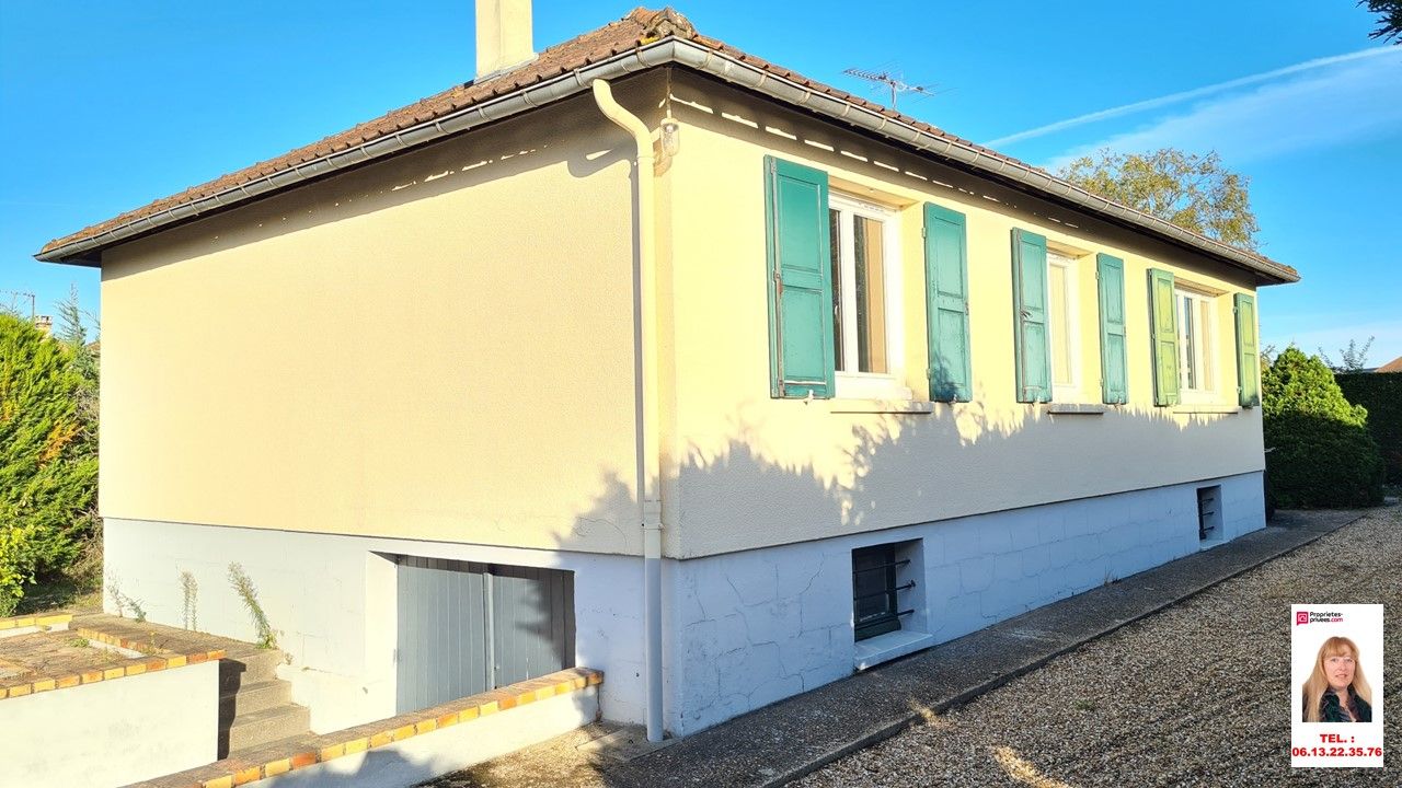 Courcelles sur Seine - Maison de plain pied de 79 m2 - 4 chambres - sur sous-sol total avec 870 m2 de terrain plat et arboré - PRIX : 168.990