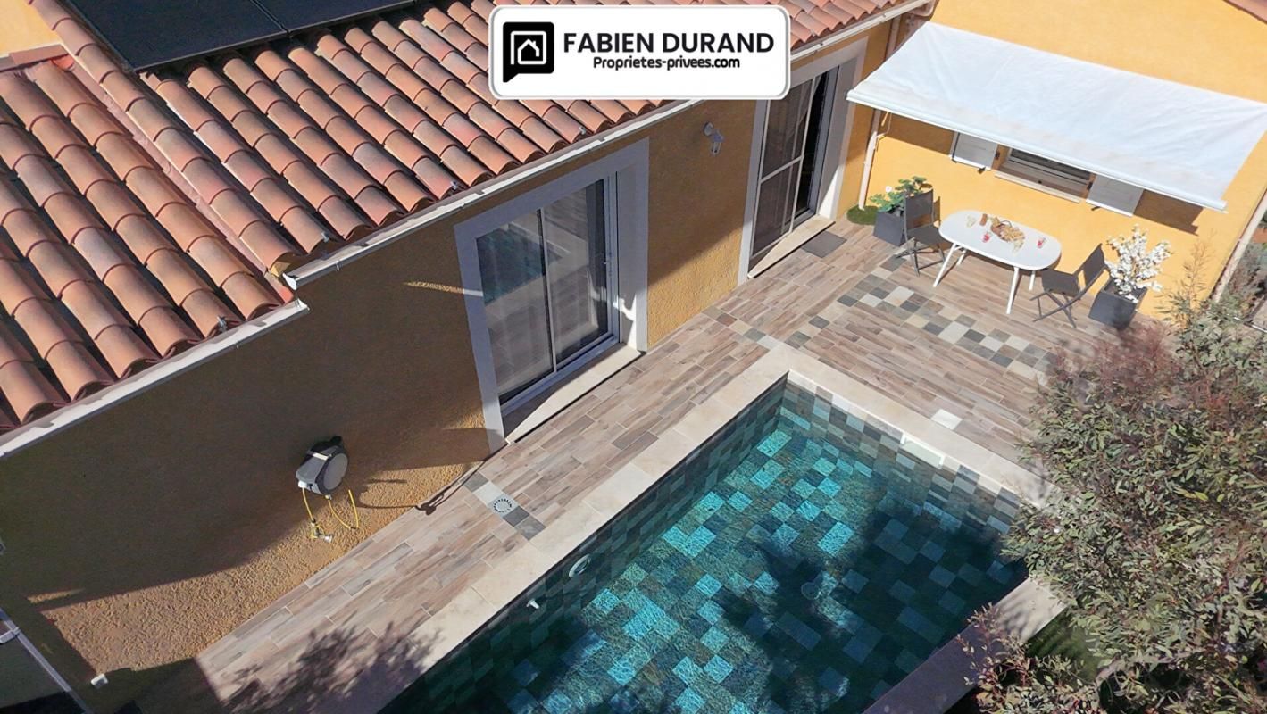 Villa contemporaine de 2021 Piscine balinaise panneaux solaires Draguignan