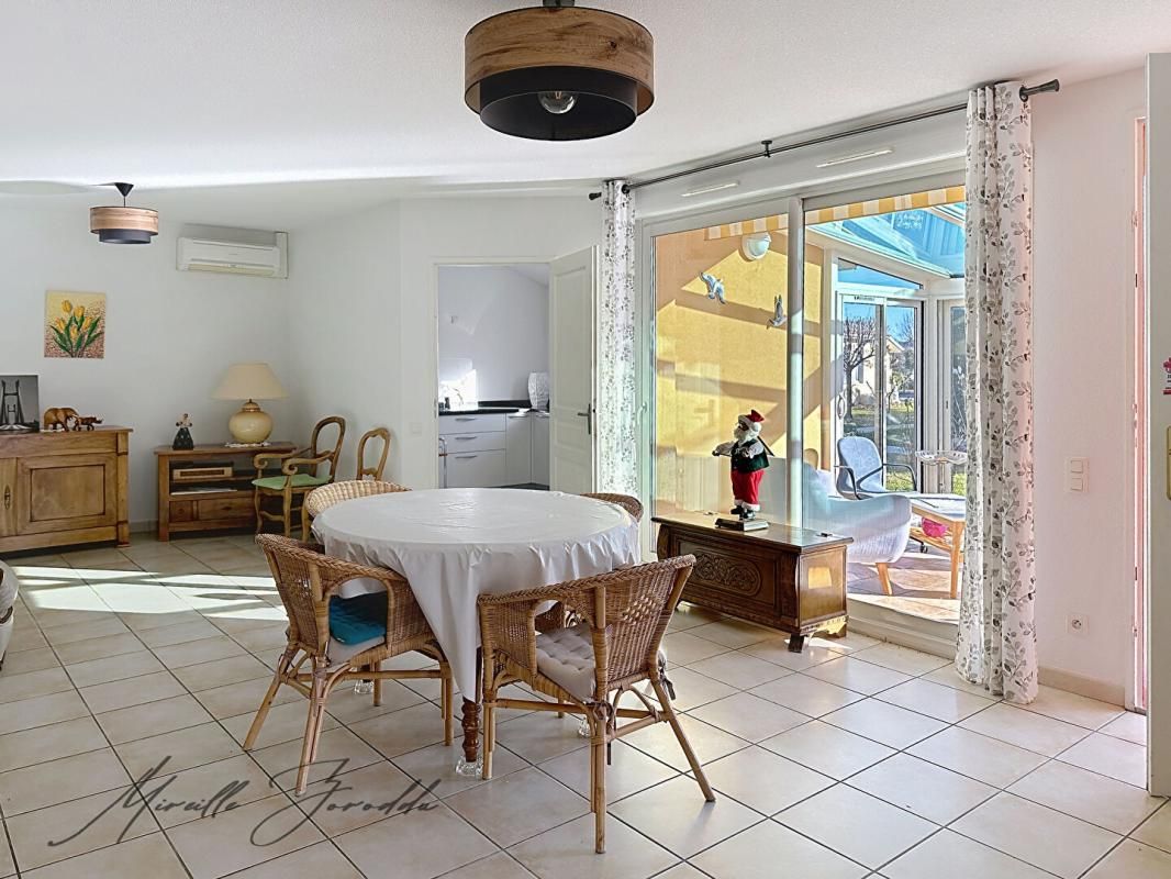 JONQUIERES SAINT VINCENT MAISON 3 pièces 78 m² et véranda 18m², cellier et parking