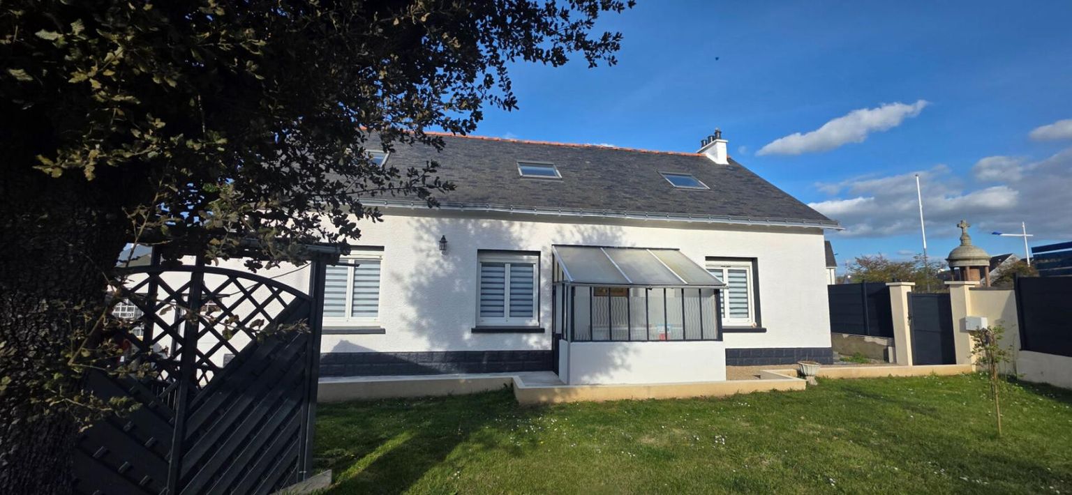 Maison familiale de 116 m² habitable, offrant 4 chambres et un grand jardin