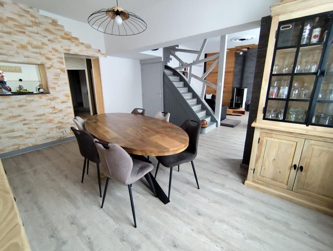 PONT-A-VENDIN Maison Pont A Vendin 5 pièces133 m2 2