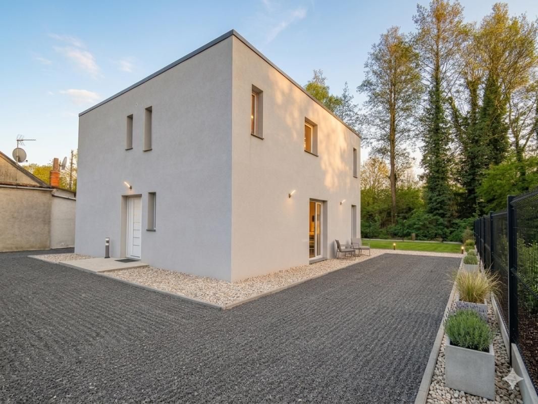 LOISON-SOUS-LENS Maison Loison Sous Lens 7 pièce(s) 140 m2 1