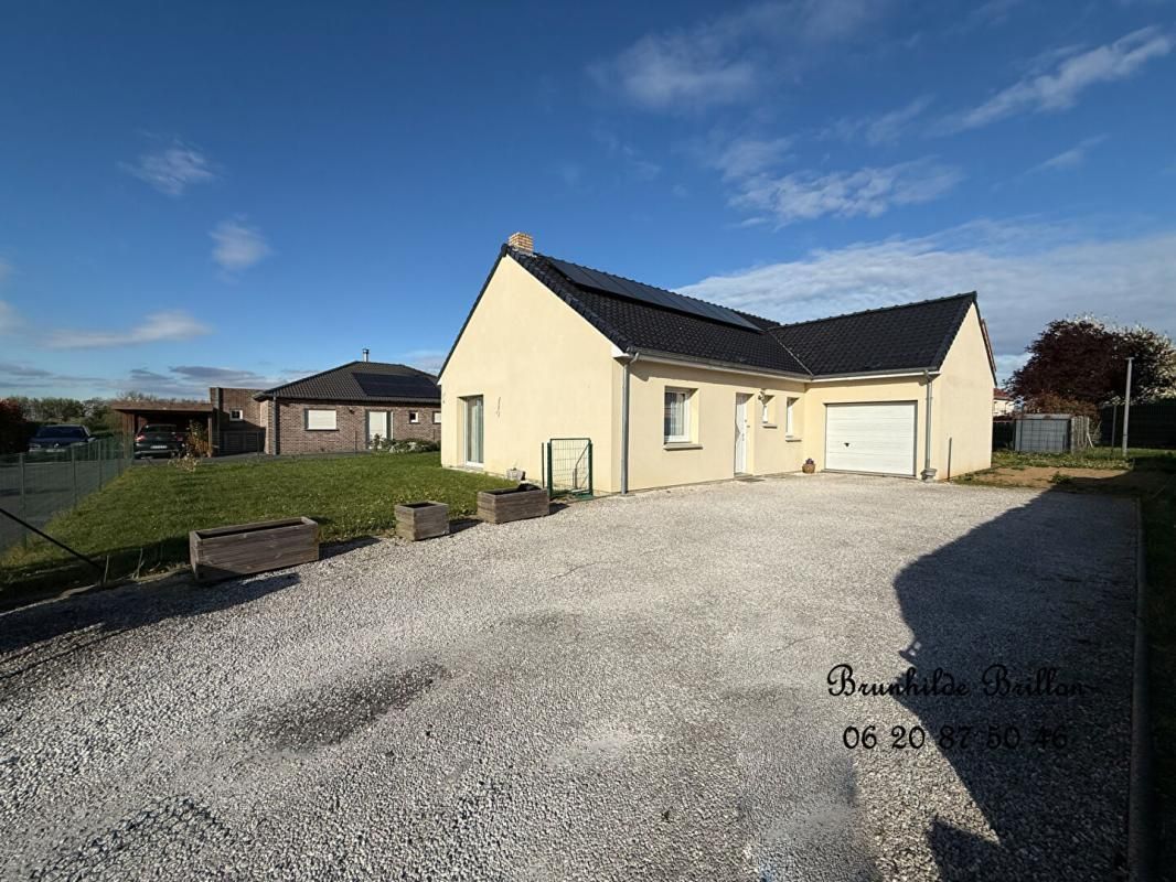 VIMY Vimy, maison plain-pied 2012, 100M², garage, jardin 2