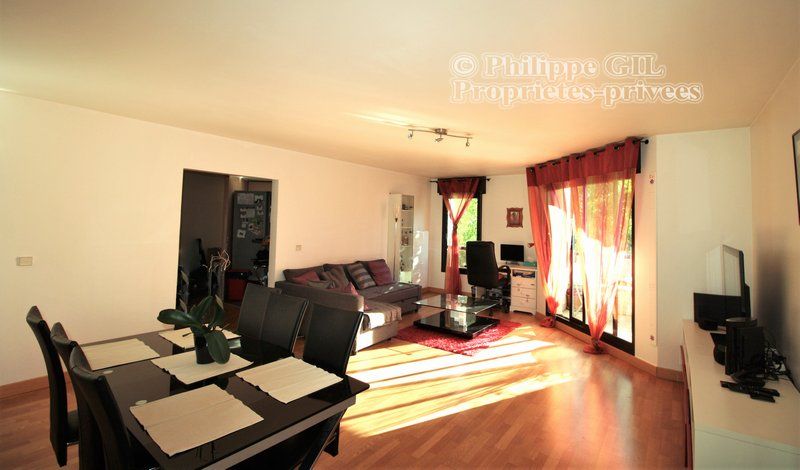 Grand F3/4 85m², 1er et. plein centre ville