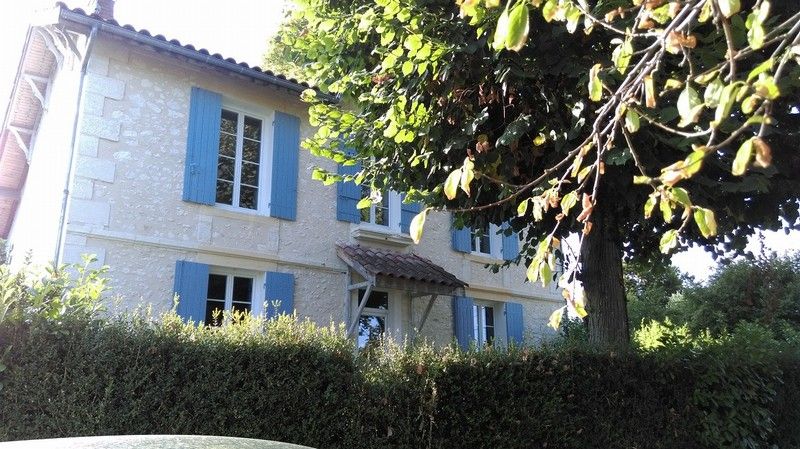 maison en pierres apparentes - 220 m² - 4 chambres