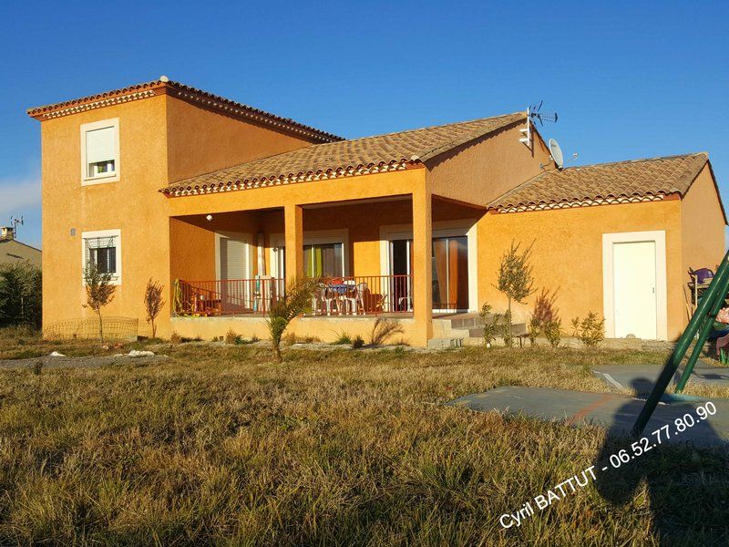 Villa récente, 156m² habitables, 1500m² de terrain