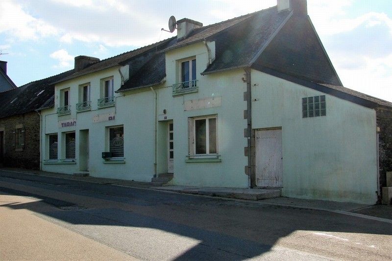 Motreff ( 29270 ) Maison 7 Pièces 49 000 €