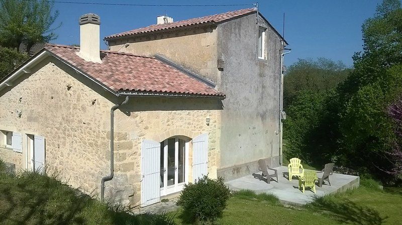 33760 MAISON PIERRE 150M2 6 PIECES