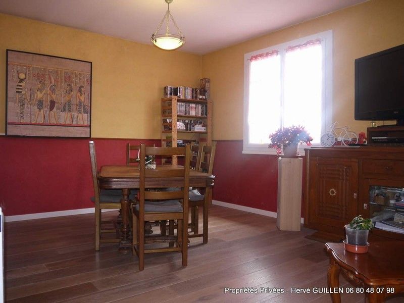 Corbas, Villa T5, 110m² hab env, 1047m²terrain