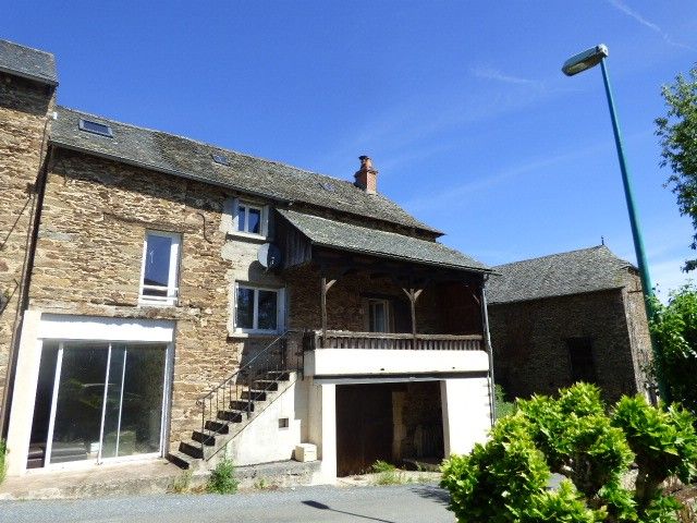 Jolie Maison de Hameau avec Terrain