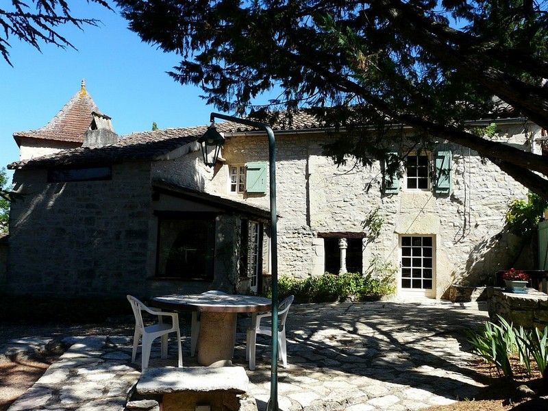 Maison de 1870 avec pigeonnier proche de Cahors