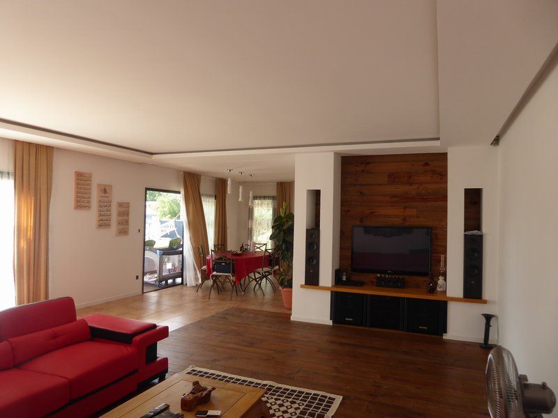 Maison Contemporaine