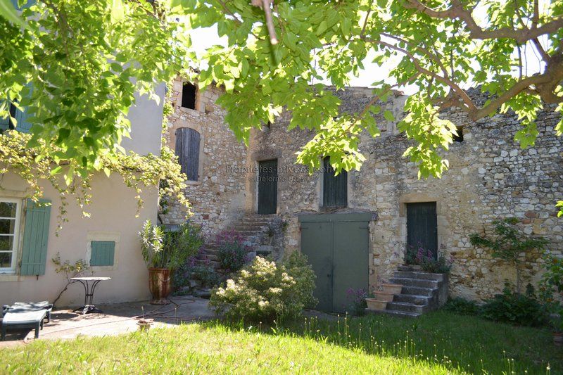 UZES,Vallée de la Cèze,mas,vue dominante