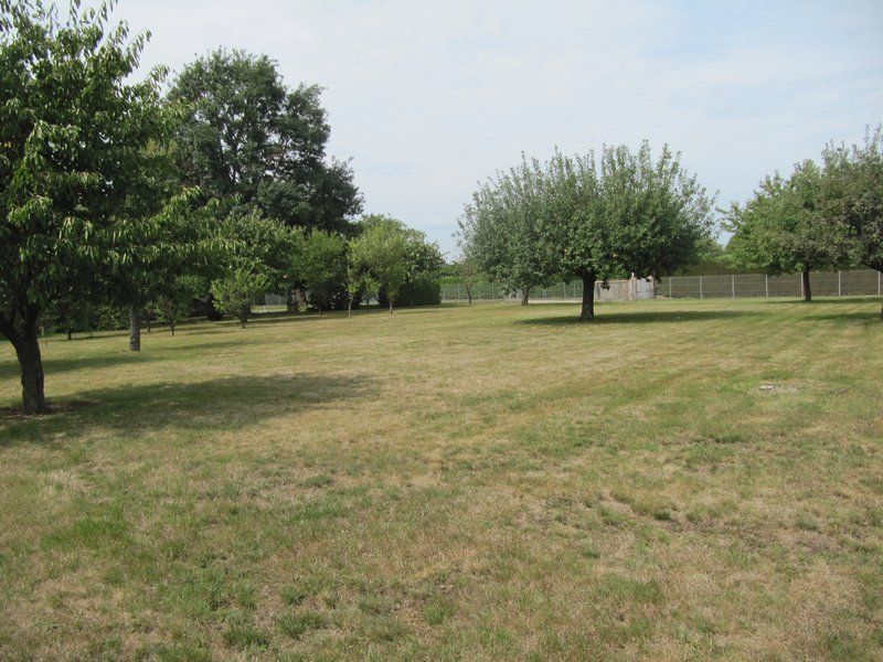 TERRAIN SAINT-DENIS-LES-BOURG