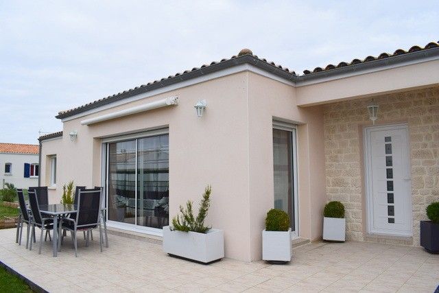 VILLA CONTEMPORAINE DE 5 PIECES L'EGUILLE