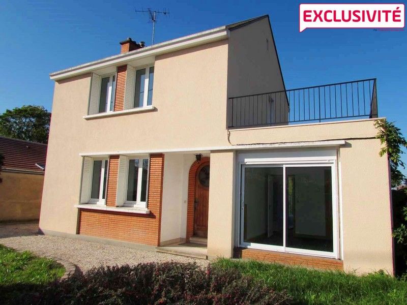 Maison 4 chambres à 15 mn de la gare des Aubrais