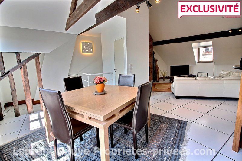 Appartement F5 en duplex proche Martroi et Tram