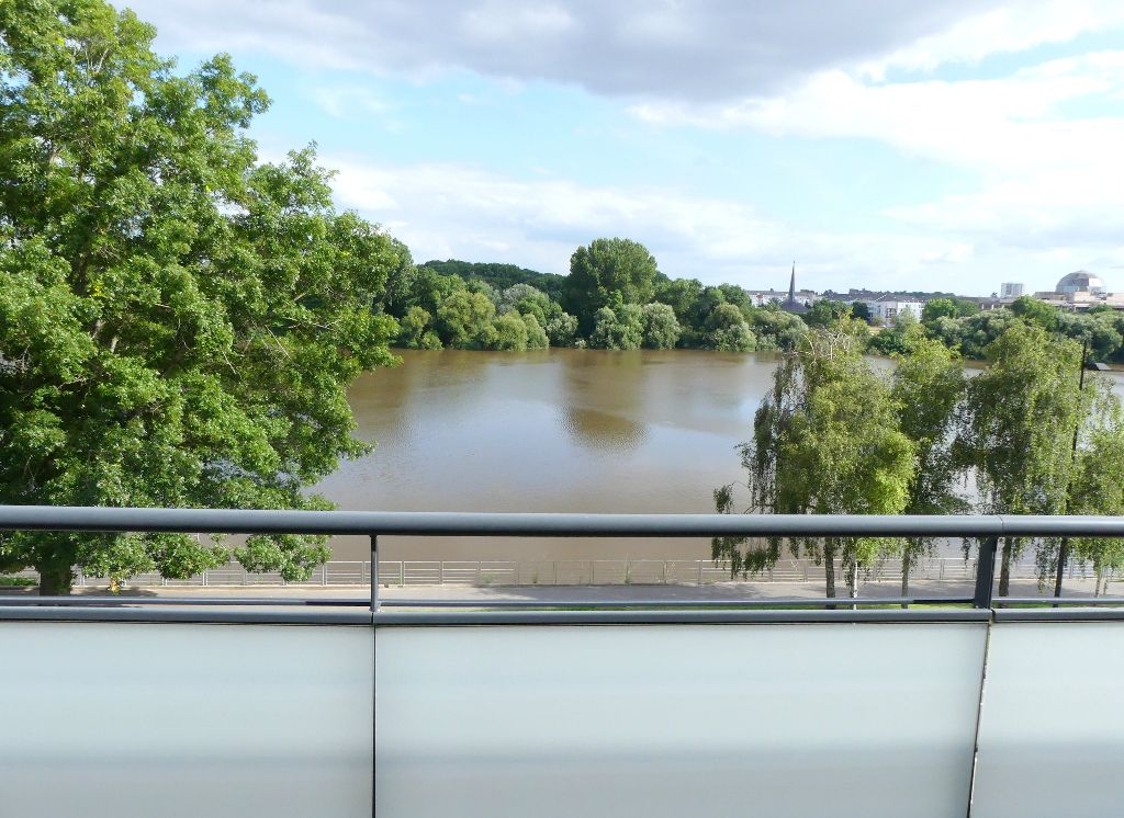 Appartement Nantes 2 pièces 45 m2, terrasse 28 m2