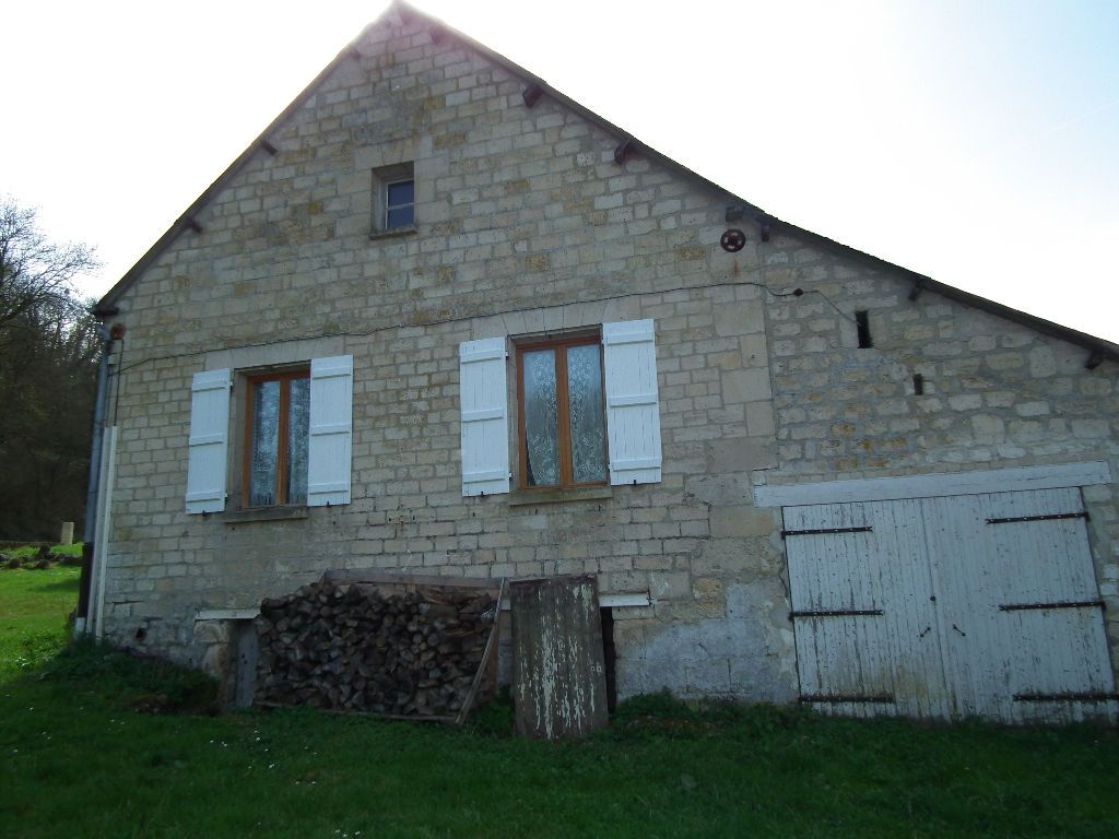 Maison en pierre et briques, proche N2