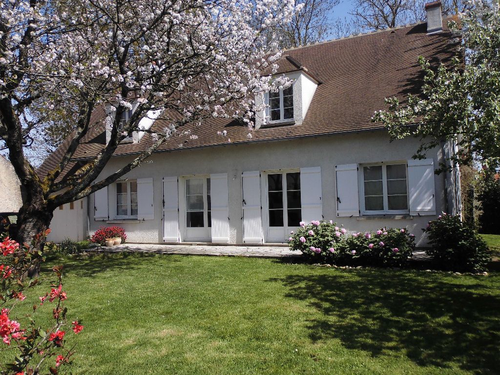 Maison St Benoit Sur Loire 4 pièce(s) 140 m2