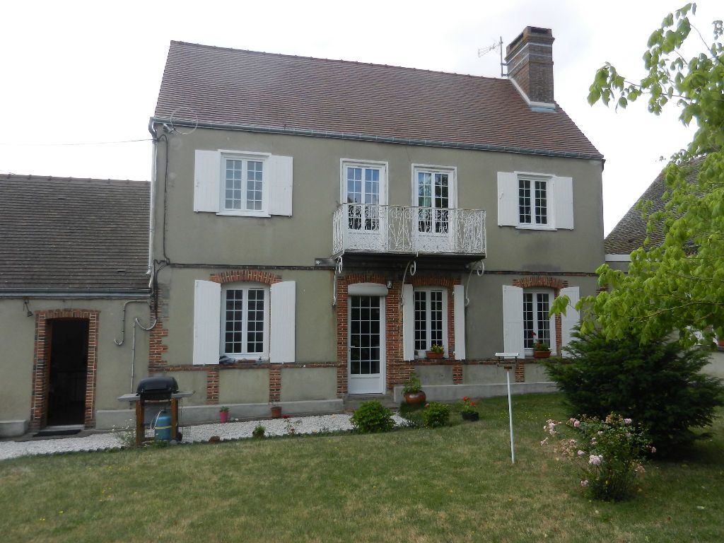 Maison de bourg proche de dreux