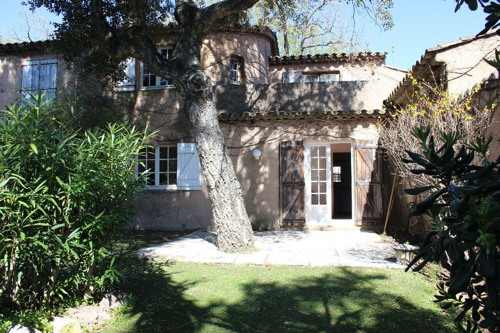 GRIMAUD 83310-Golfe de Saint-Tropez -Maison 3P 70m2