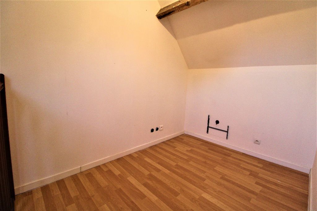 BALAGNY-SUR-THERAIN MAISON 1 chambre, bureau et garage double 4