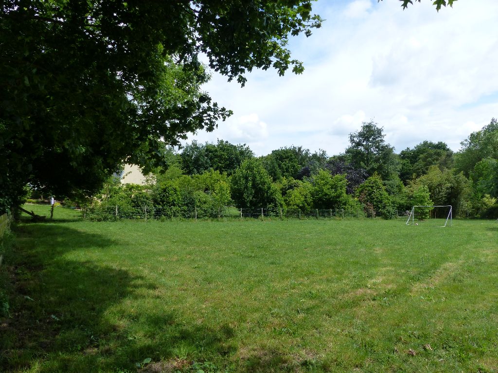 Terrain à bâtir environ 700 m2 SAINT-MARC-SUR-COUESNON (35140)