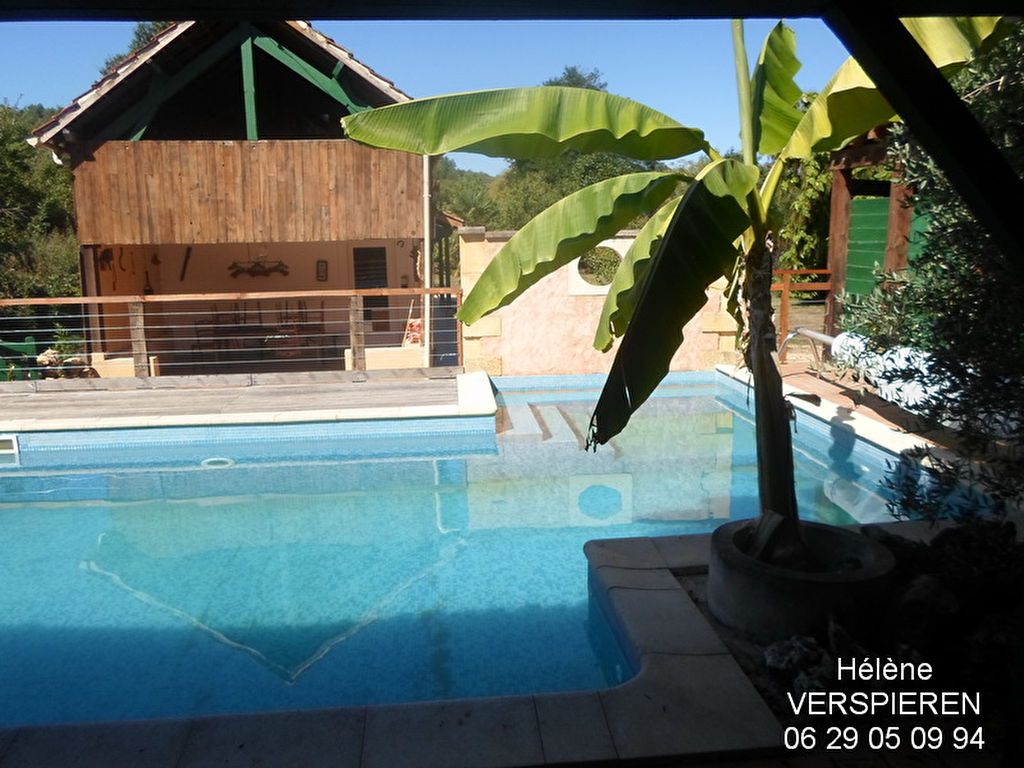 Maison piscine 4 chambres 2053 m2 de terrain