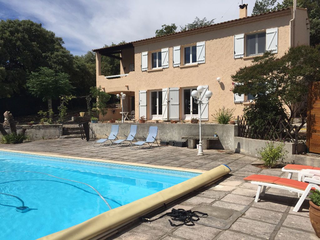 Villa La Boissiere 8 pièce(s) 252 m2