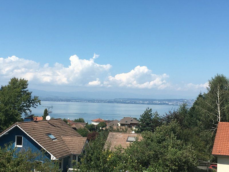 Proche Evian, 5 mn embarcadaire, charmante maison 8P vue lac