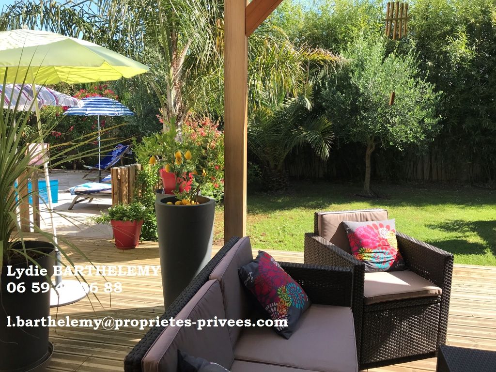 BELLE VILLA PP T5 PISCINE ET JARDIN