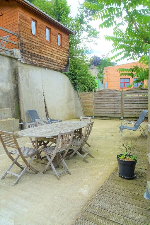 Maison en triplex130 m2 sur la colline de Valbenoite