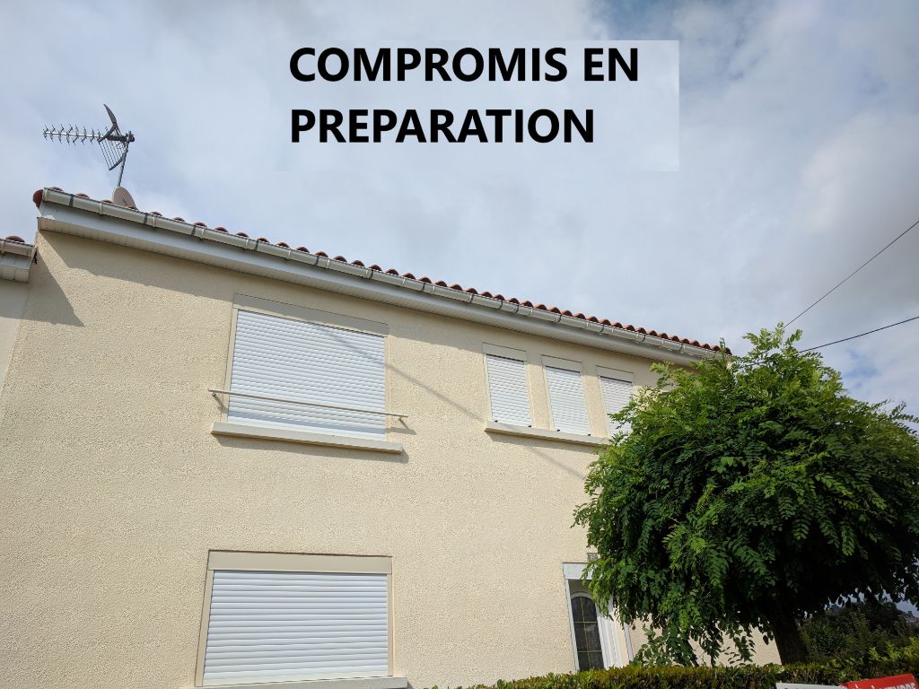 Maison Pouzauges 8 pièce(s) 90 m2