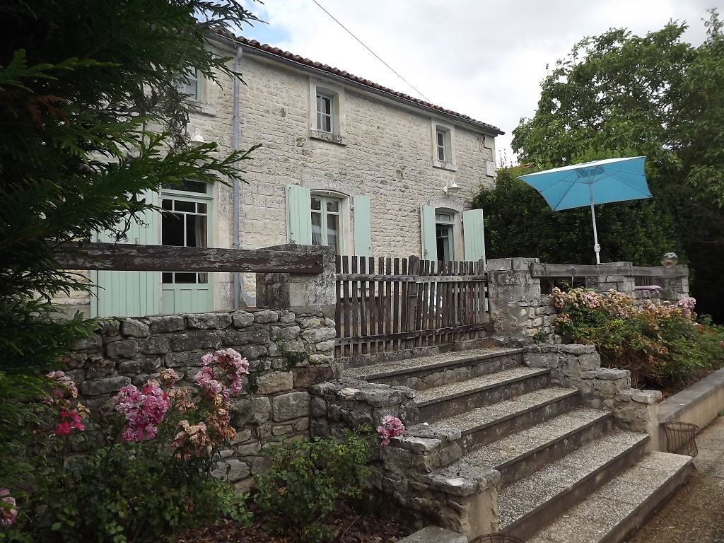 Maison Xanton Chassenon 8 pièce(s) 206 m2