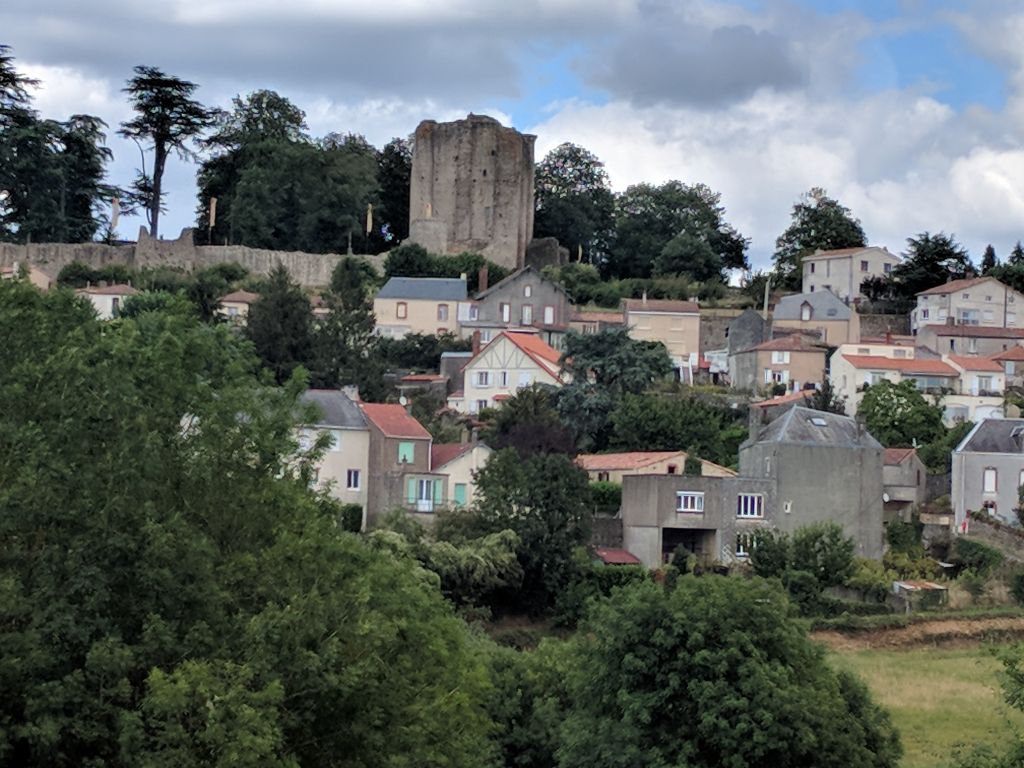 Maison Pouzauges 7 pièce(s) 90 m2