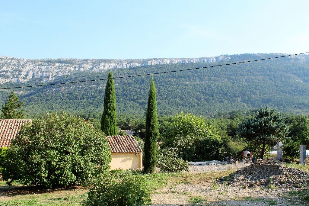 Terrain  1200 m2 Plan d Aups (83)