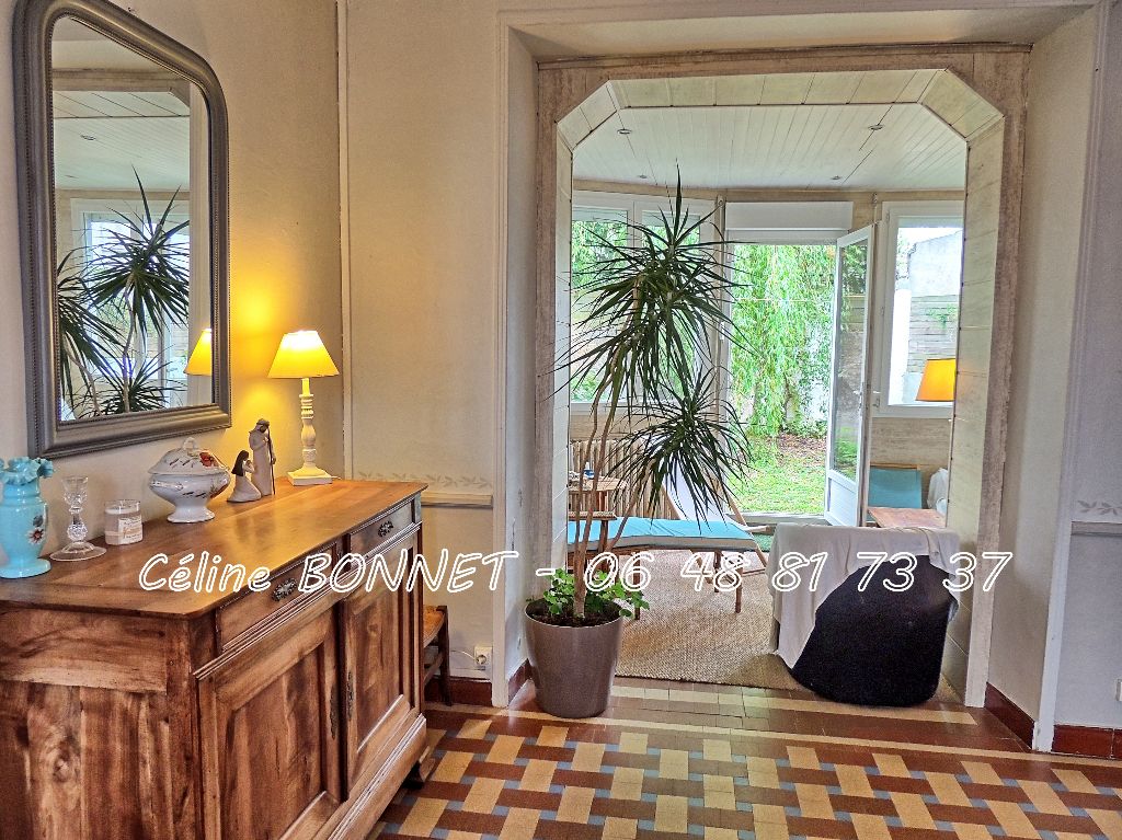 Maison 5 pièces, 3 chambres, 120m², garage