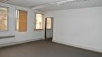 B83000 TOULON centre ville, plateau comprenant 11 bureaux au 2e étage sur 2 avec 10 places de parkings en sous-sol, possibilité de location