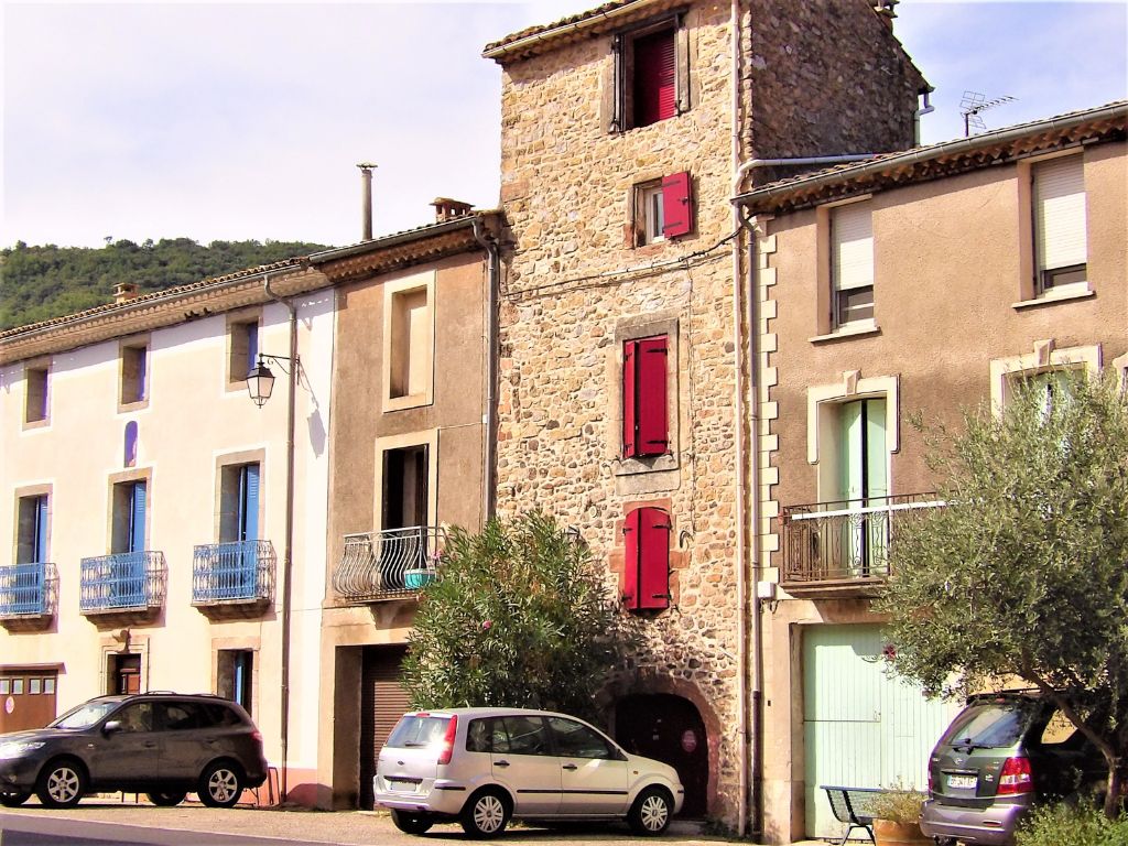 Jolie maison de village avec atelier