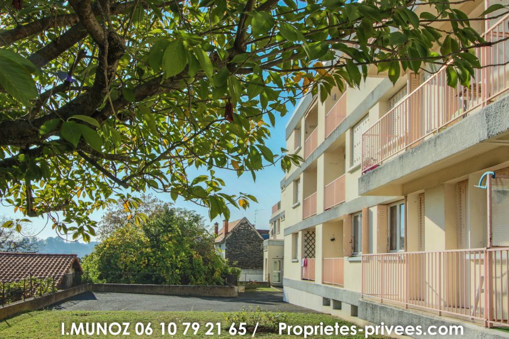 Appartement F4 , 75m2, balcons, Clermont Ferrand Est