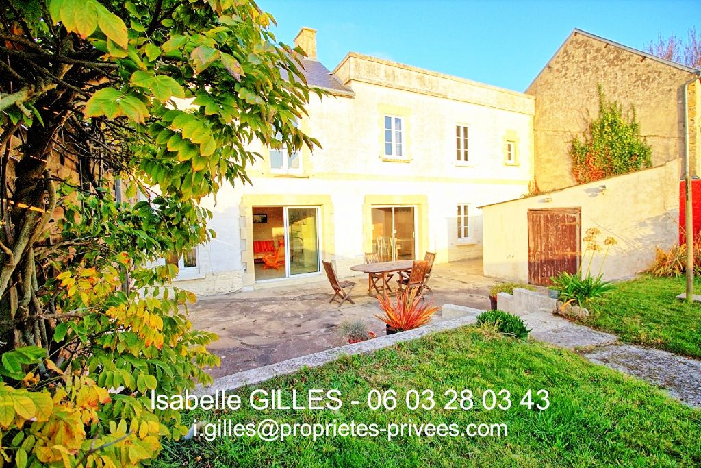 Maison ancienne rénovée 115 m2 - terrain 630 m2 - 5 mn de Bayeux