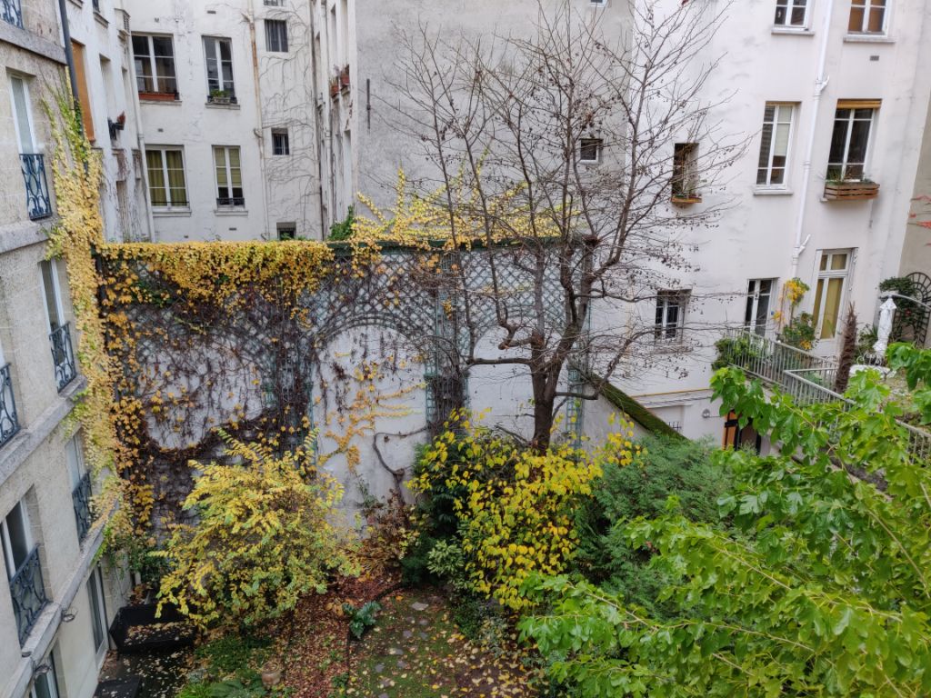 Appartement Paris 2-3 pièce(s) 75,84 m2