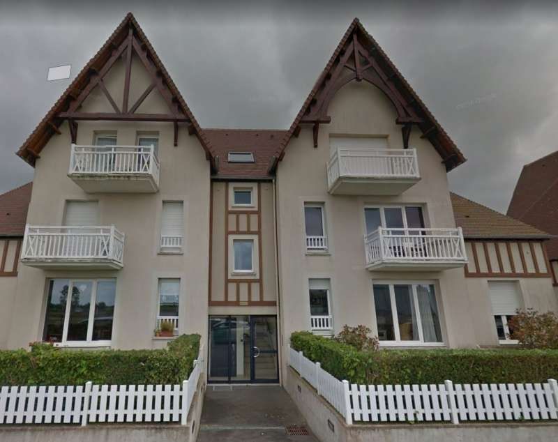 Courseulles Sur Mer, plein centre ville, bel appartement de 2 pièces